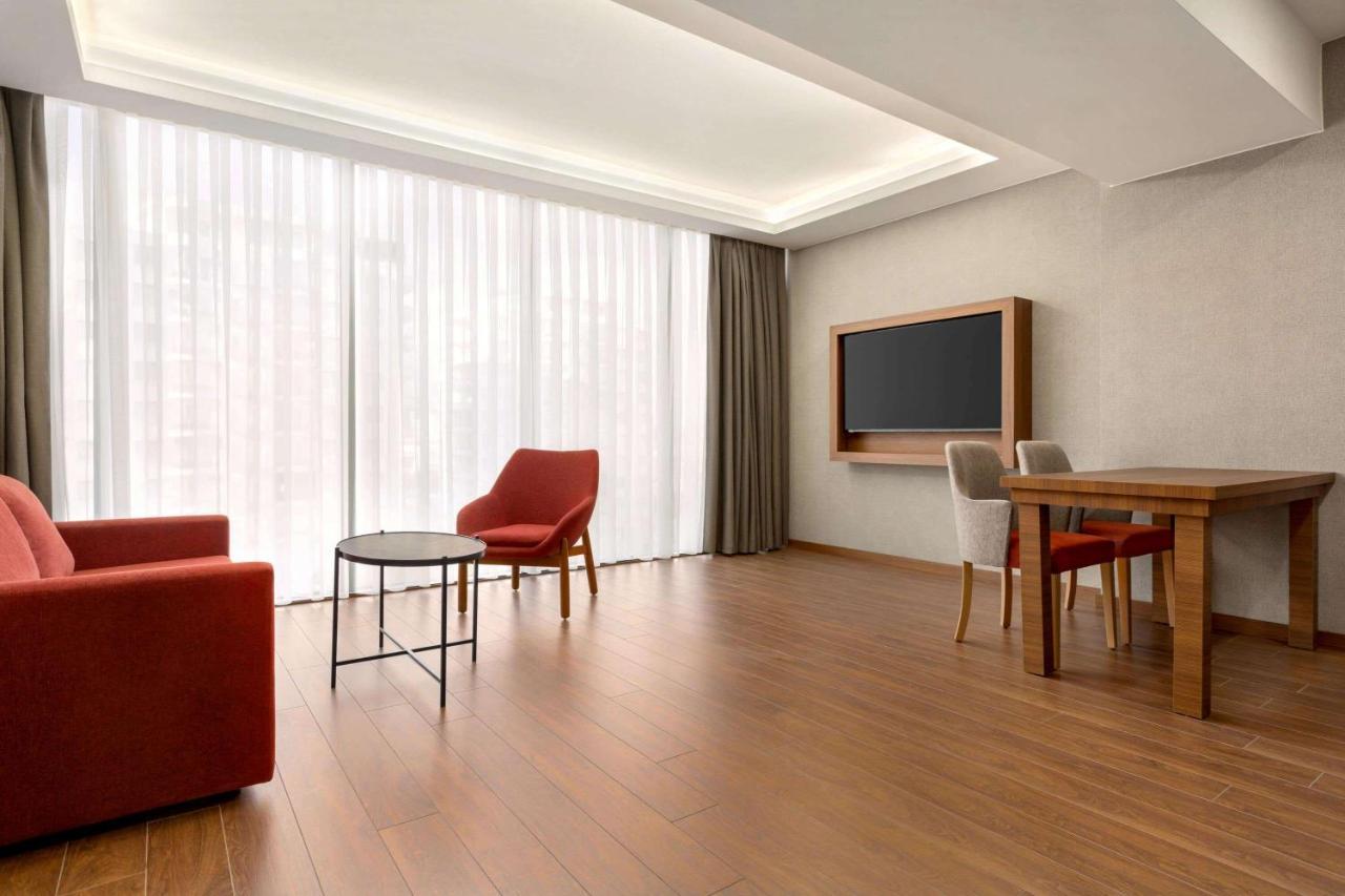 Hotel Ramada By Wyndham Adıyaman Exterior foto